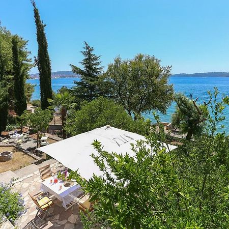 Secret Garden Barada Beach Apartment Trogir Exteriér fotografie
